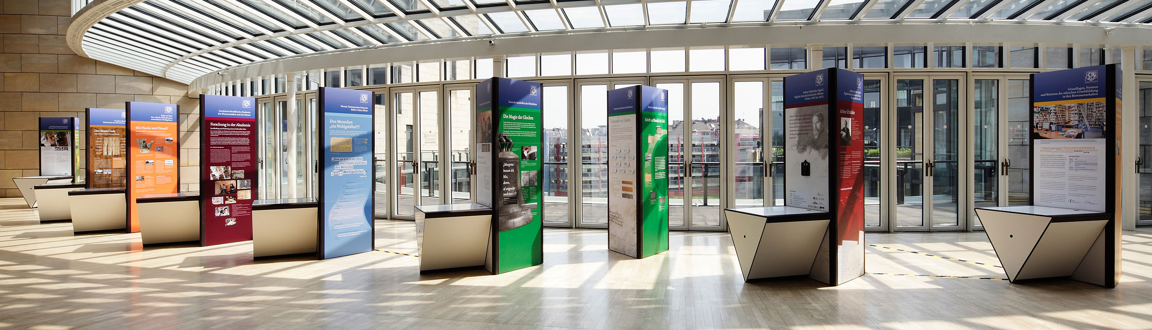 Akademie der Wissenschaften und der Künste NRW – Ausstellung im Landtag