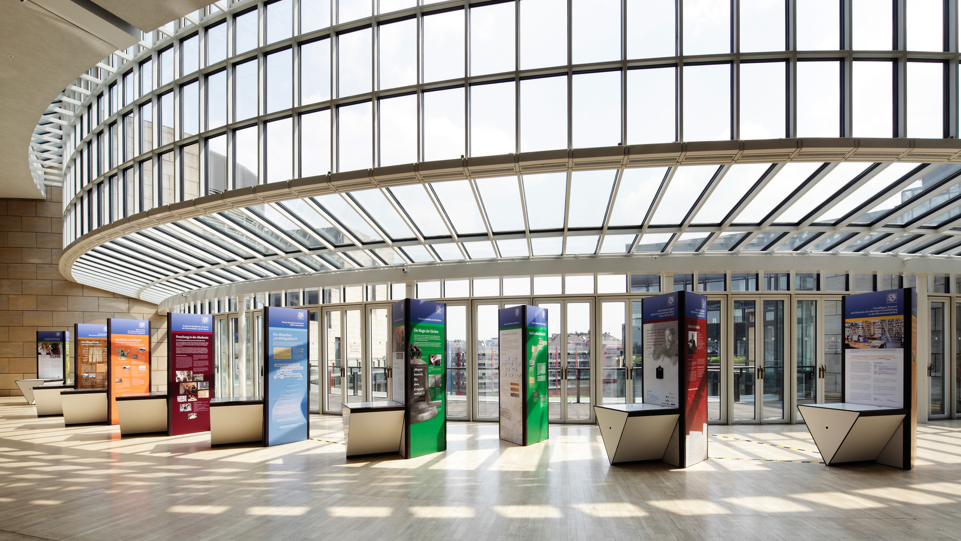 Akademie der WIssenschaften und der Künste NRW – Ausstellung im Landtag