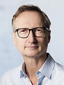 Frank Doering – Geschäftsführung Frank Doering – Geschäftsführung, Konzeption und Design